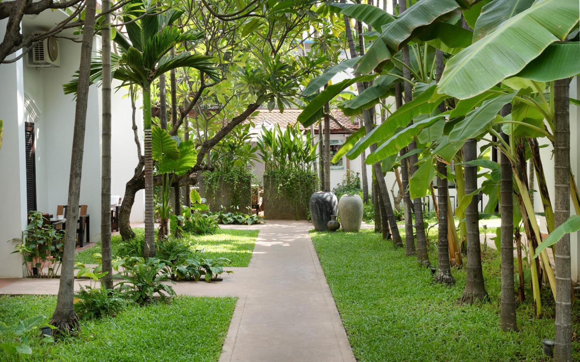 The Urban Siem Reap Exterior foto